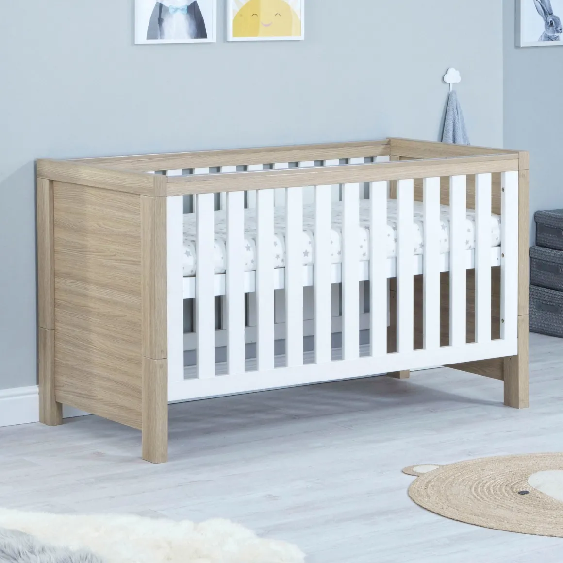 Babymore Luno Cot Bed - White Oak