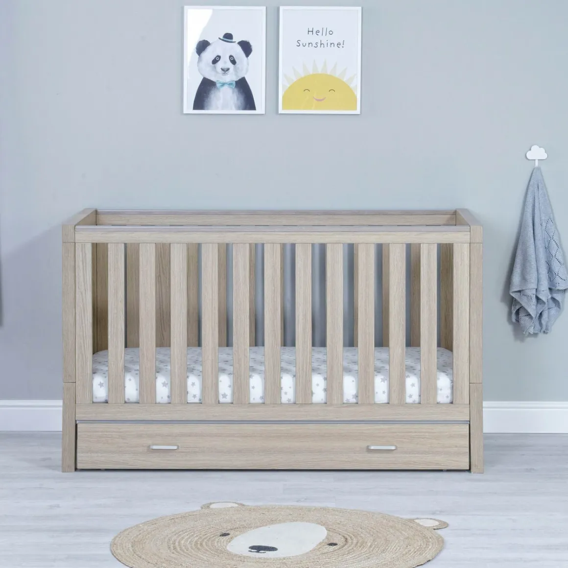 Babymore Luno Cot Bed With Drawer - Oak