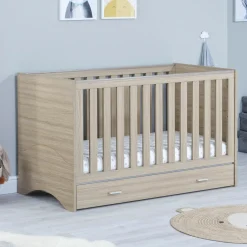 Babymore Veni Cot Bed With Drawer - Oak