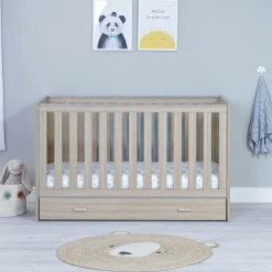 Babymore Veni Cot Bed With Drawer - Oak