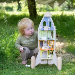 Classic World - Wooden Rocket Ship