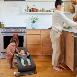 ErgoBaby Evolve Bouncer - Charcoal Grey