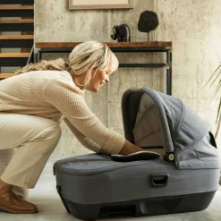 Nuna CARI NEXT Carrycot Car Seat - Caviar